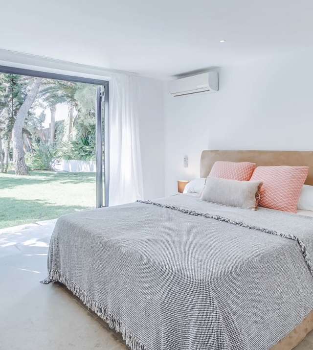 Resa Estates Ibiza can Viv tourist license sale koop bedroom 2.jpg